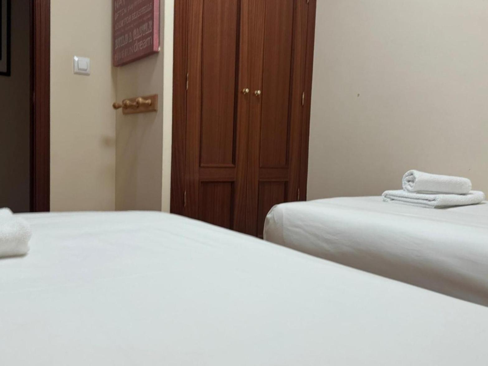 Comodo Y Amplio Apto En Camelias Cuatro Vigo